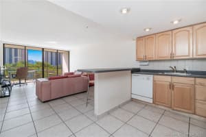 20500 W Country Club Dr, Miami, FL 33180, Sold 05/20/21