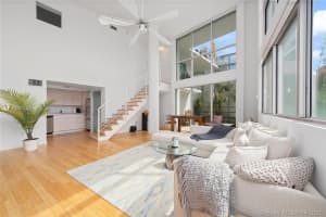 221 Jefferson Ave, Miami Beach, FL 33139, Sold 06/15/21