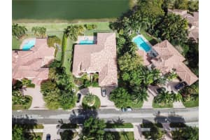 3350 W Stonebrook Cir, Davie, FL 33330, Sold 05/27/22