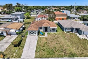 2213 Atlanta St, Hollywood, FL 33020, Sold 05/13/21