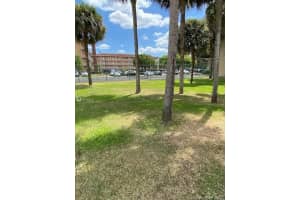 17000 NW 67th Ave, Hialeah, FL 33015, Sold 05/14/21