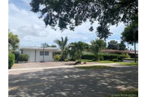 411 S 56th Terrace, Hollywood, FL 33023, Sold 05/20/21