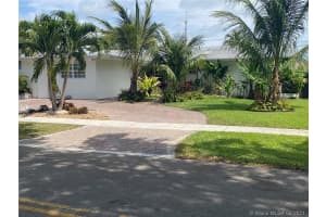 411 S 56th Terrace, Hollywood, FL 33023, Sold 05/20/21