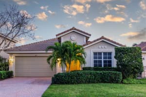 3177 SW Porpoise Cir, Stuart, FL 34997, Sold 05/28/21