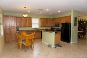 3177 SW Porpoise Cir, Stuart, FL 34997, Sold 05/28/21