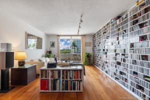 5555 Collins Ave #4u, Miami, FL 33140, Sold 08/09/21