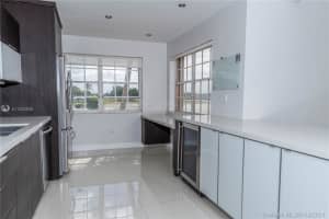 14837 Balgowan Rd, Hialeah, FL 33016, Sold 06/22/21