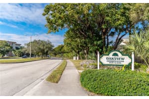 9167 Fontainebleau Blvd, Miami, FL 33172, Sold 05/21/21