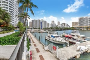 905 Brickell Bay Dr, Miami, FL 33131, Sold 09/02/21