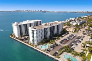 7501 E Treasure Dr #3p, North Bay Village, FL 33141, Sold 07/13/21