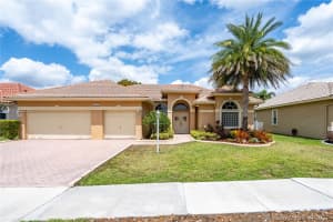 Mariposa Cir N, Pembroke Pines, FL 33331, Sold 06/07/21