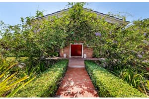 4740 SW 80th St, Miami, FL 33143, Sold 05/24/21