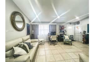 8439 SW 147th Pl, Miami, FL 33193, Sold 08/05/21