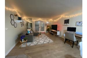 443 NE 195th St, Miami, FL 33179, Sold 07/05/22