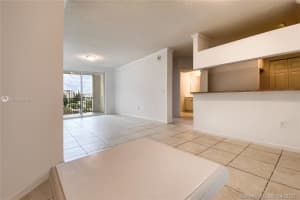 17100 N Bay Rd, Sunny Isles Beach, FL 33160, Sold 06/01/21