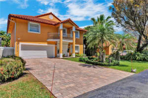 10535 NW 43rd Terrace, Doral, FL 33178, Sold 12/15/21