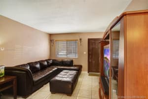17326 NW 74th Ave, Hialeah, FL 33015, Sold 06/03/21