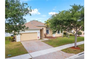 6163 SW 191st Ave, Fort Lauderdale, FL 33332, Sold 05/21/21