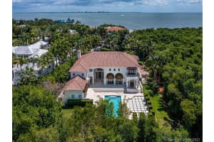 3 Tahiti Beach Island Rd, Coral Gables, FL 33143, Sold 07/01/21