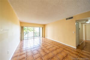 8775 Park Blvd, Miami, FL 33172, Sold 05/14/21