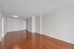 2501 S Ocean Dr, Hollywood, FL 33019, Sold 05/28/21