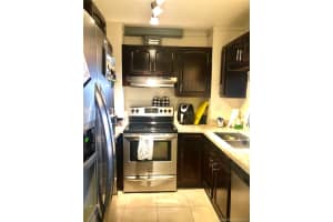 3031 N Ocean Blvd, Fort Lauderdale, FL 33308, Sold 03/11/22