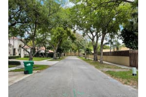 16123 Kingsmoor Way, Miami Lakes, FL 33014, Sold 04/30/21