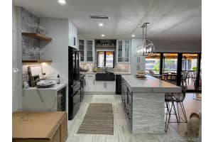 16123 Kingsmoor Way, Miami Lakes, FL 33014, Sold 04/30/21