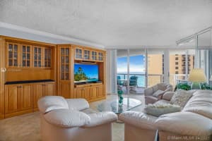 16425 Collins Ave, Sunny Isles Beach, FL 33160, Sold 07/02/21