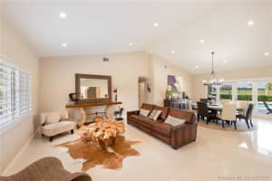 15560 NW 83rd Pl, Hialeah, FL 33016, Sold 07/02/21