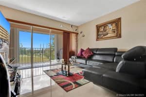 9170 Fontainebleau Blvd, Miami, FL 33172, Sold 08/03/21