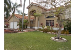930 NW 202nd Ln, Pembroke Pines, FL 33029, Sold 06/11/21