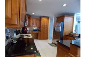 930 NW 202nd Ln, Pembroke Pines, FL 33029, Sold 06/11/21