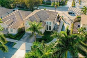 4844 NW 113th Pl, Doral, FL 33178, Sold 05/25/21