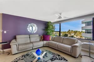 5225 Collins Ave, Miami, FL 33140, Sold 07/30/21