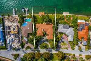 1125 N Shore Dr, Miami Beach, FL 33141, Sold 11/01/21