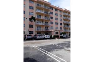 16465 NE 22nd Ave, Miami, FL 33160, Sold 04/14/21