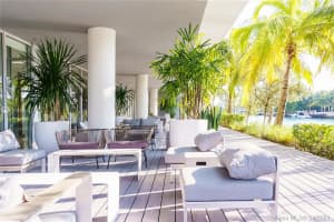 9540 W Bay Harbor Dr, Bay Harbor Islands, FL 33154, Sold 08/20/21