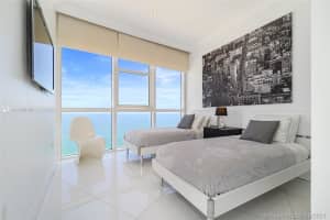 Trump Royale, 18201 Collins Ave, Sunny Isles Beach, FL 33160, Sold 03/11/22