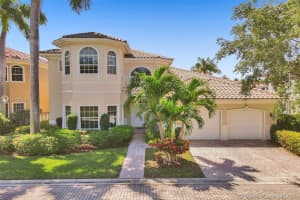 1008 Sanibel Dr, Hollywood, FL 33019, Sold 05/25/21