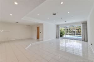 121 E Sunrise Ave, Coral Gables, FL 33133, Sold 06/07/21