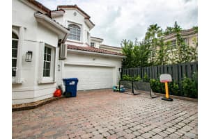 19483 38th Ct, Golden Beach, FL 33160, Sold 11/26/21