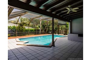 9765 SW 110th St, Miami, FL 33176, Sold 11/08/21