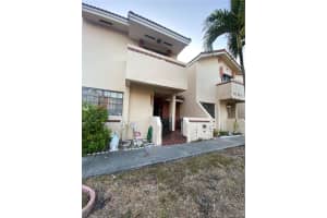 17932 NW 68th Ave, Hialeah, FL 33015, Sold 08/10/21