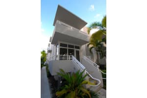 619 Meridian Ave, Miami Beach, FL 33139, Sold 08/06/21