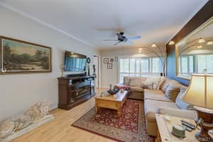 2450 NE 15th Ave, Wilton Manors, FL 33305, Sold 06/03/21