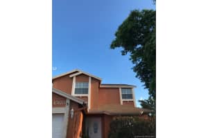 10170 NW 32nd St, Sunrise, FL 33351, Sold 05/31/21