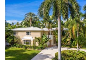 2560 Sunset Dr, Miami Beach, FL 33140, Sold 12/29/21