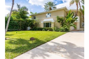 2560 Sunset Dr, Miami Beach, FL 33140, Sold 12/29/21