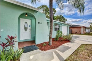858 Croton Dr, Royal Palm Beach, FL 33411, Sold 06/11/21